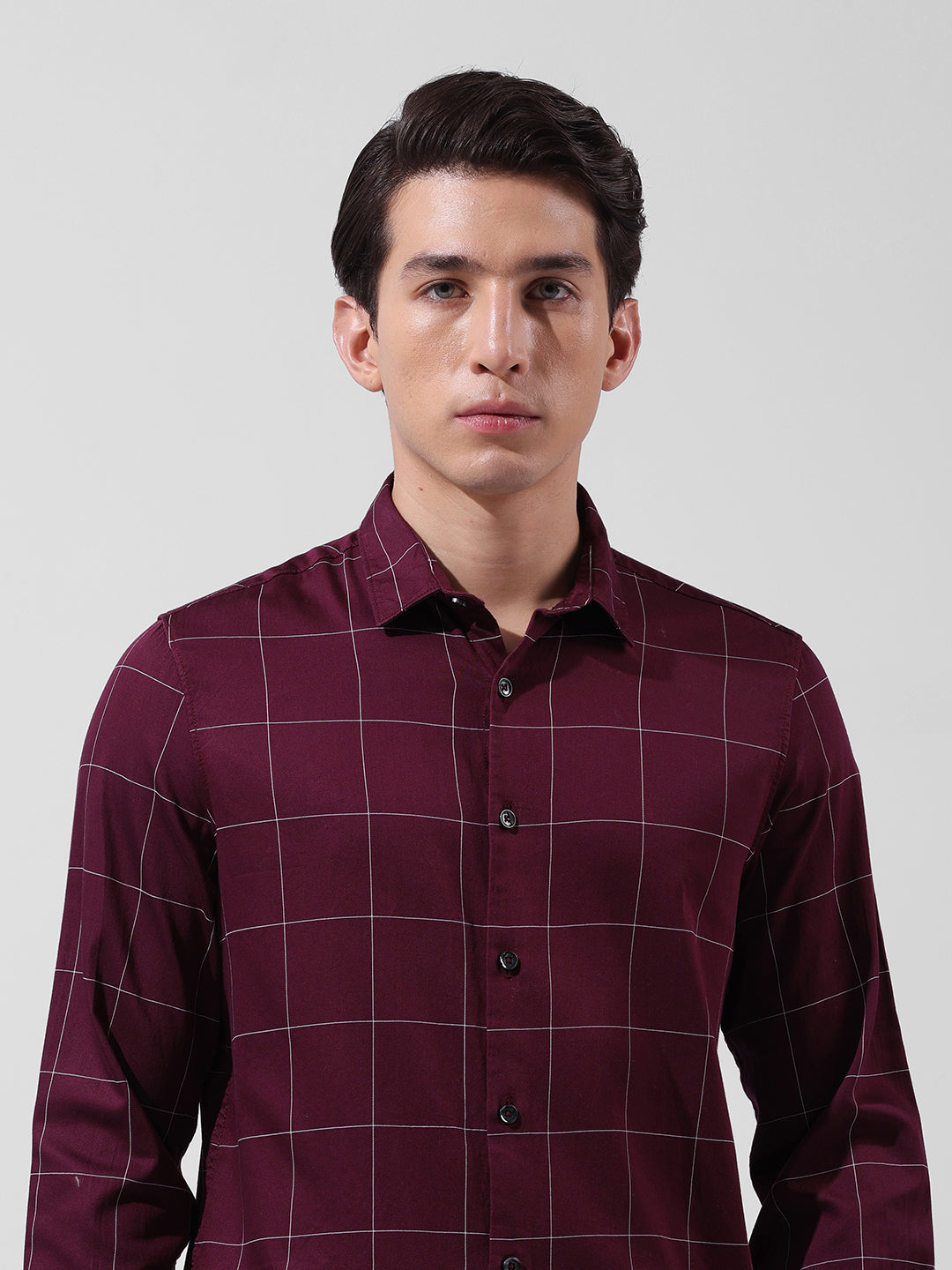 Men's Maroon Slim Fit Checked Casual Shirt