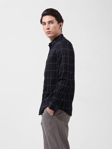Men's Black Slim Fit Checked Casual Shirt