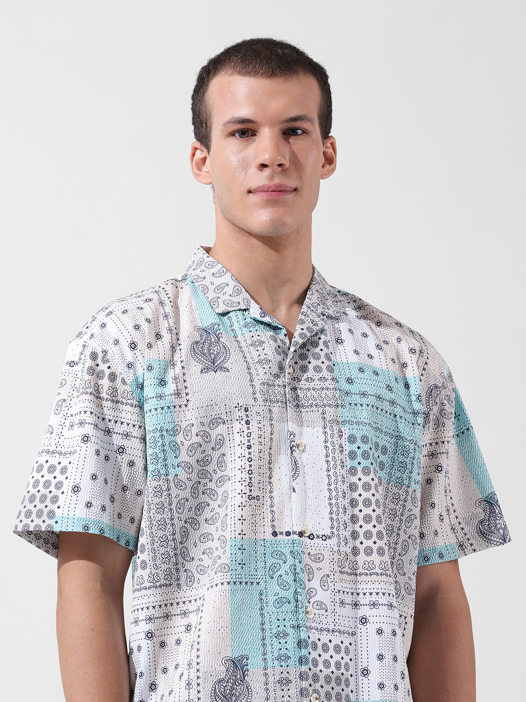 Men's Beige Relaxed Fit Printed Resort Wear Shirt