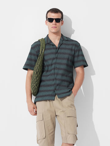 Men's Green Relaxed Fit Textured Resort Wear Shirt