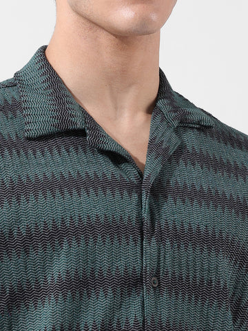 Men's Green Relaxed Fit Textured Resort Wear Shirt