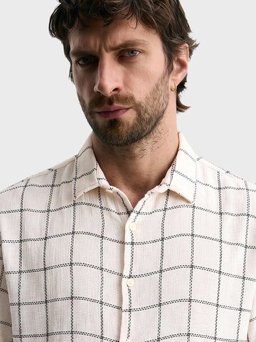 Men's Cream Relaxed Fit Checkered Resort Wear Shirt