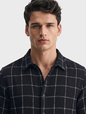 Men's Black Relaxed Fit Checkered Resort Wear Shirt