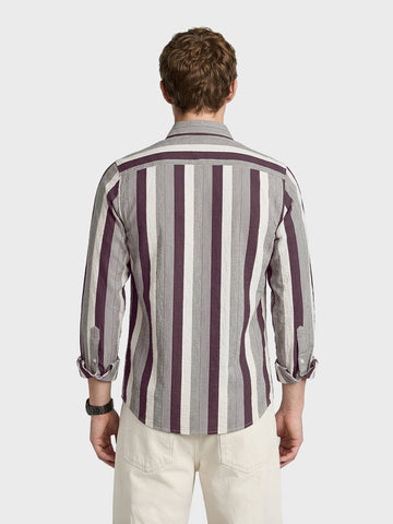 Men's Brown Regular Fit Vertical Stripes Casual Shirt