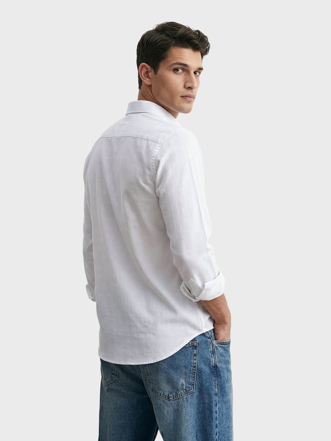 Men's White Slim Fit Solid Casual Shirt