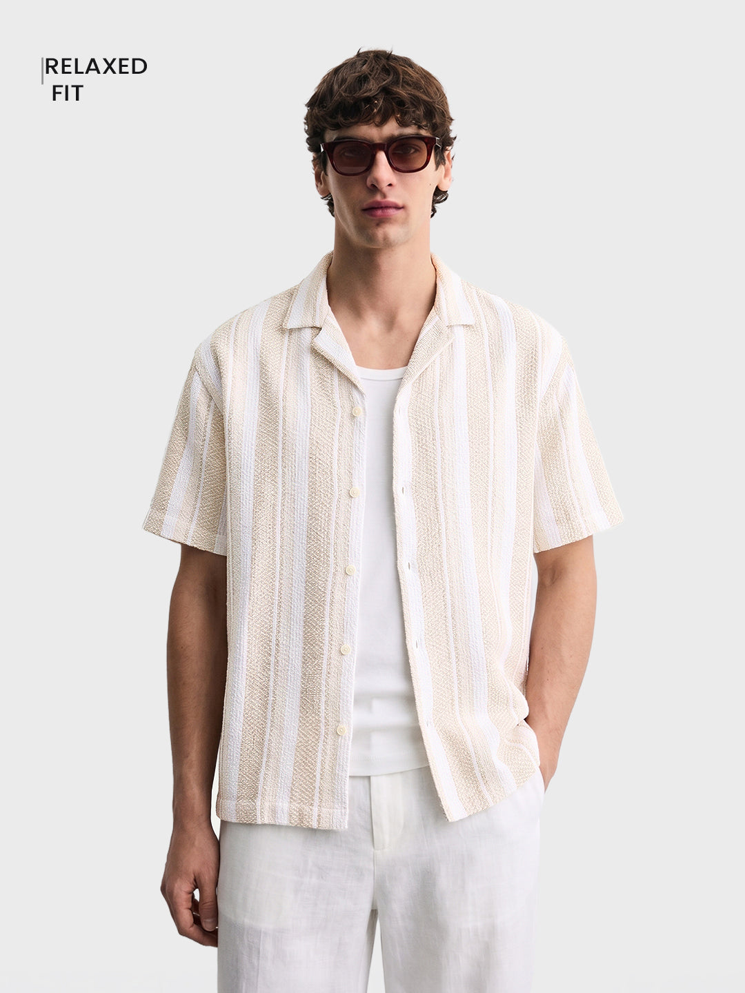 Men's Black Relaxed Fit Textured Resort Wear Shirt