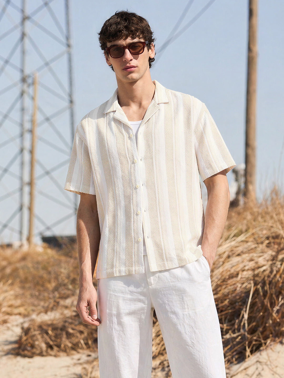 Men's Black Relaxed Fit Textured Resort Wear Shirt