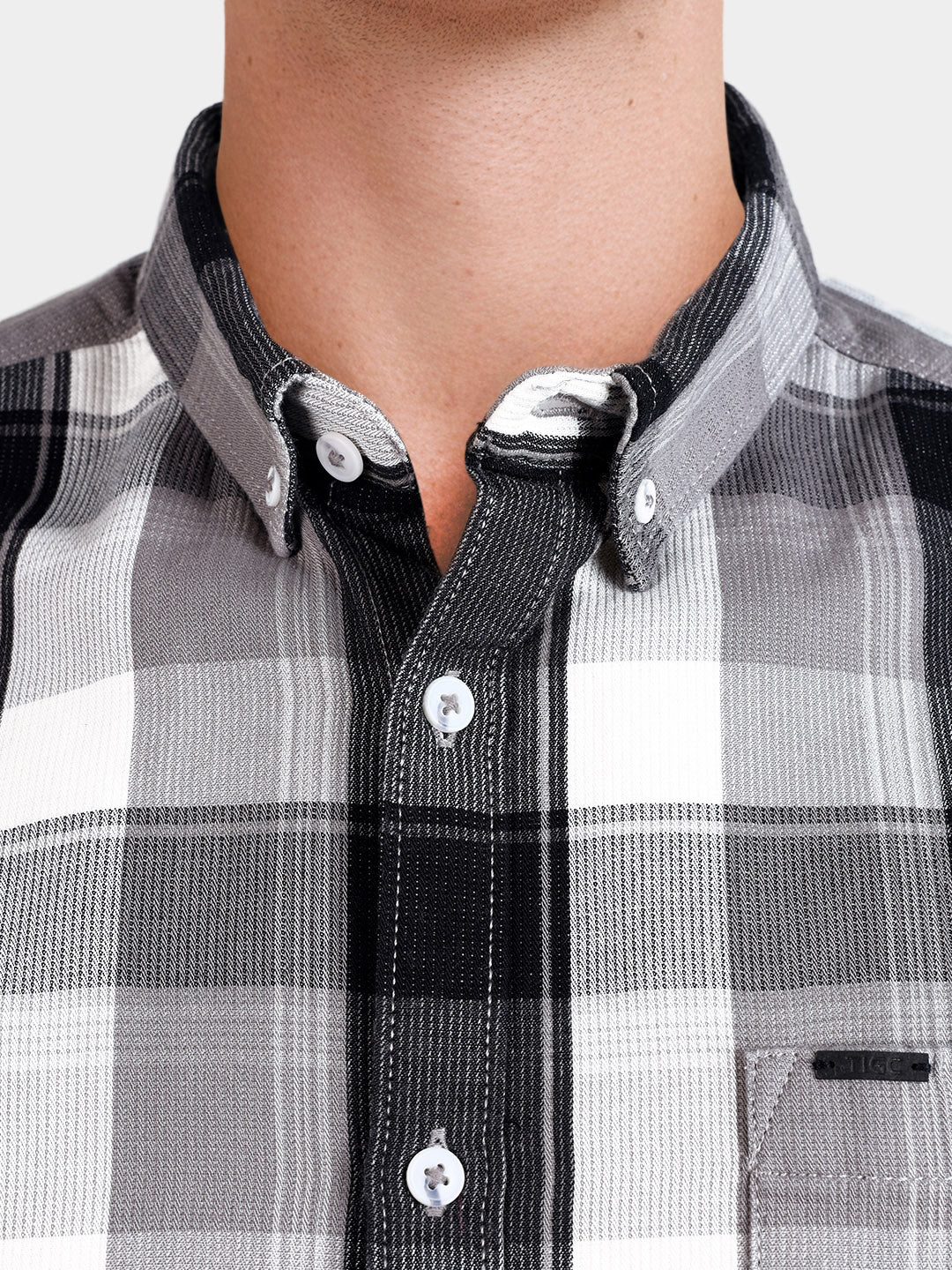 Men's Grey Slim Fit Checkered Casual Shirts