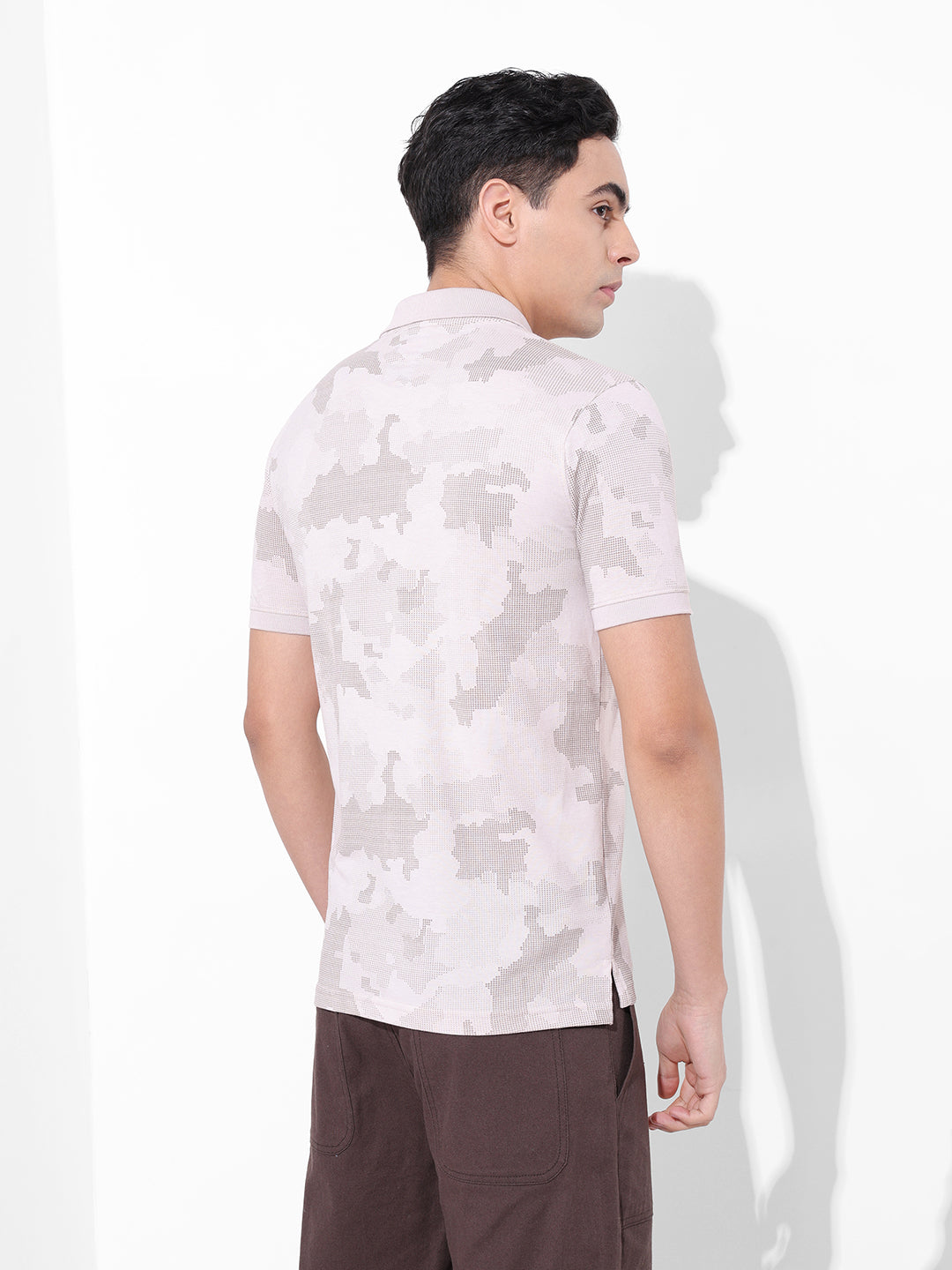 Men's Beige Slim Fit Abstract Printed Polo Collar T-shirt