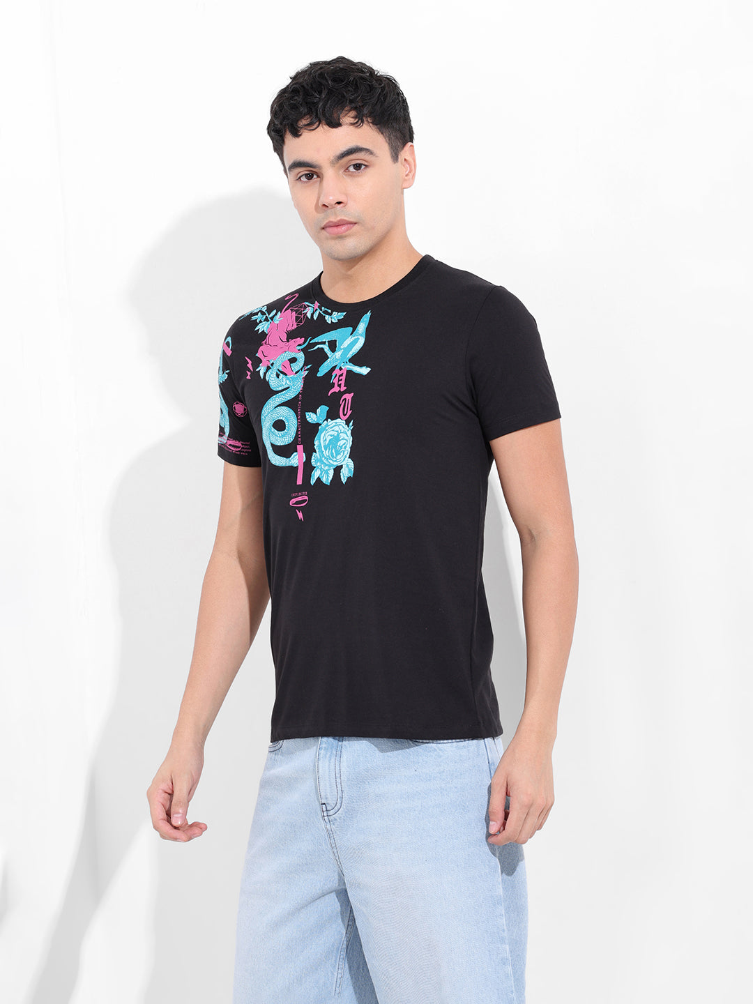 Men's Black Slim Fit Placement Print Round Neck T-shirt
