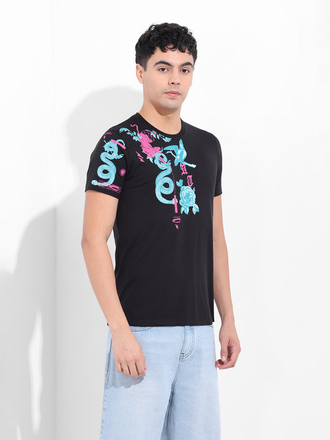 Men's Black Slim Fit Placement Print Round Neck T-shirt