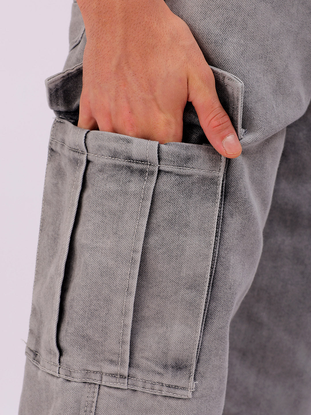 Shop Men's Solid G365 Relaxed Fit Cargo Denim Online.