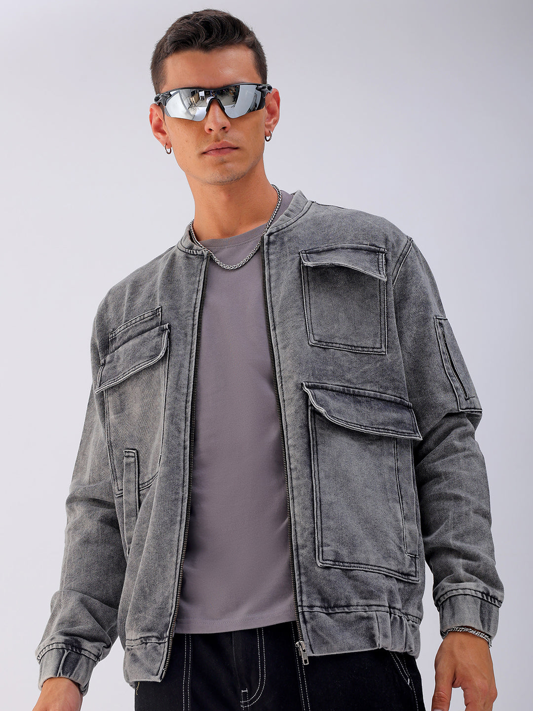 Shop Men's Solid Relaxed Fit Denim Jacket Online.