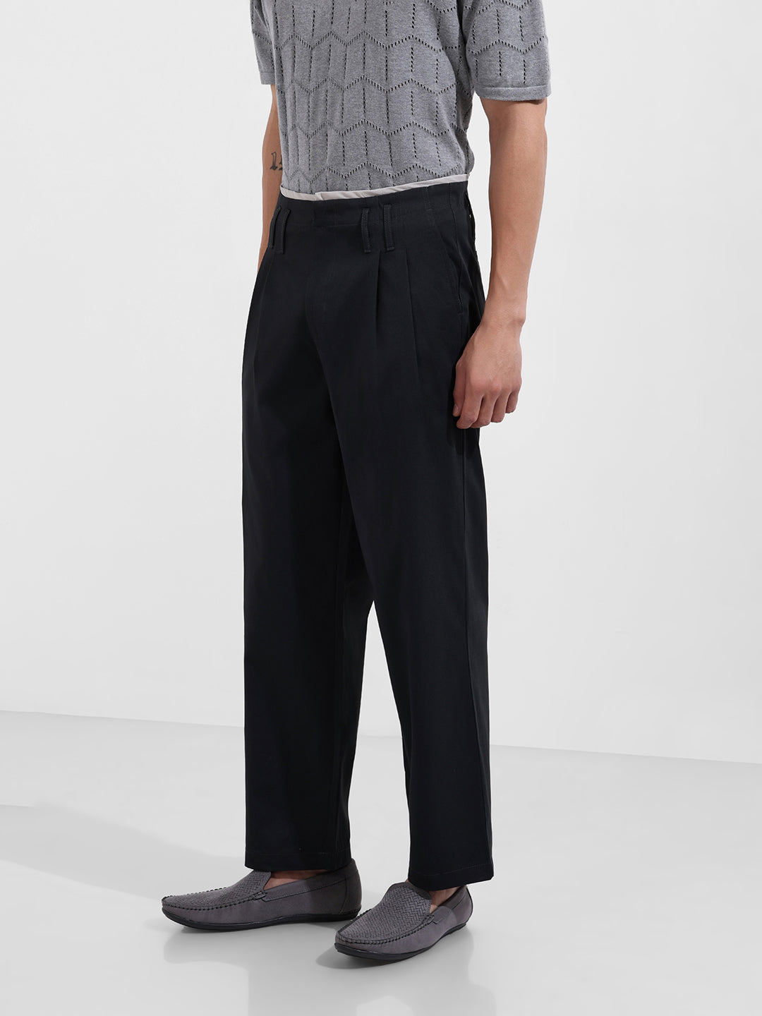 Men's Black Relaxed Fit Casual Solid Trousers