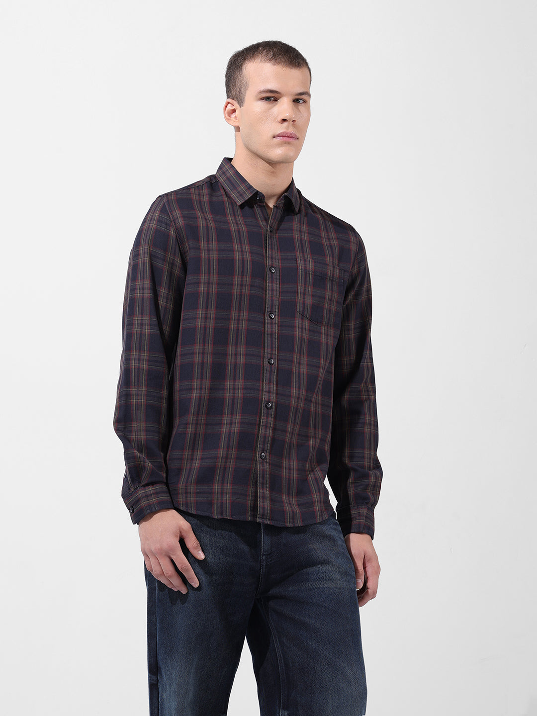 Men's Black Slim Fit Checked Casual Shirt