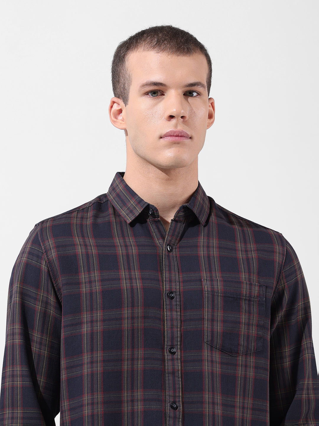 Men's Black Slim Fit Checked Casual Shirt