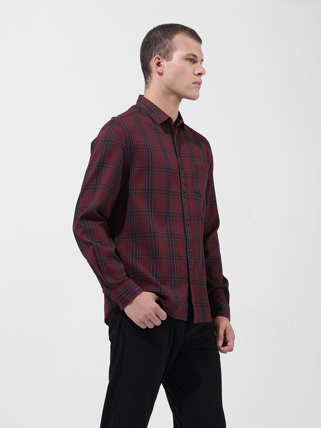 Men's Wine Slim Fit Checked Casual Shirt