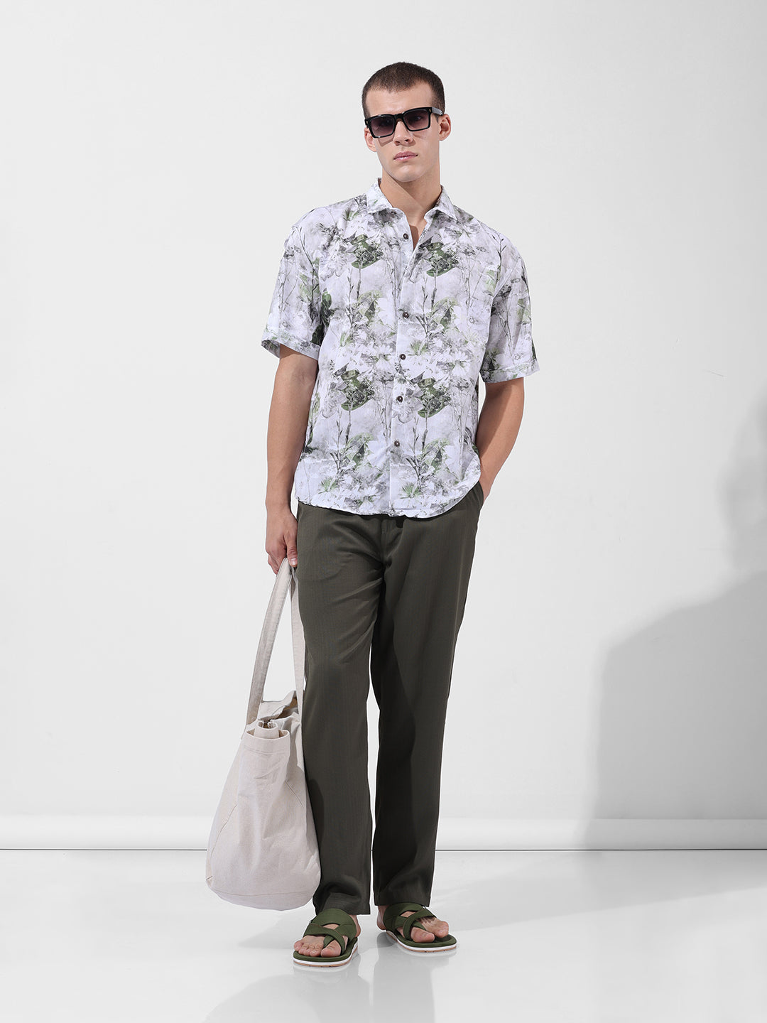 Men's White Relaxed Fit Solid Resort Wear Shirt