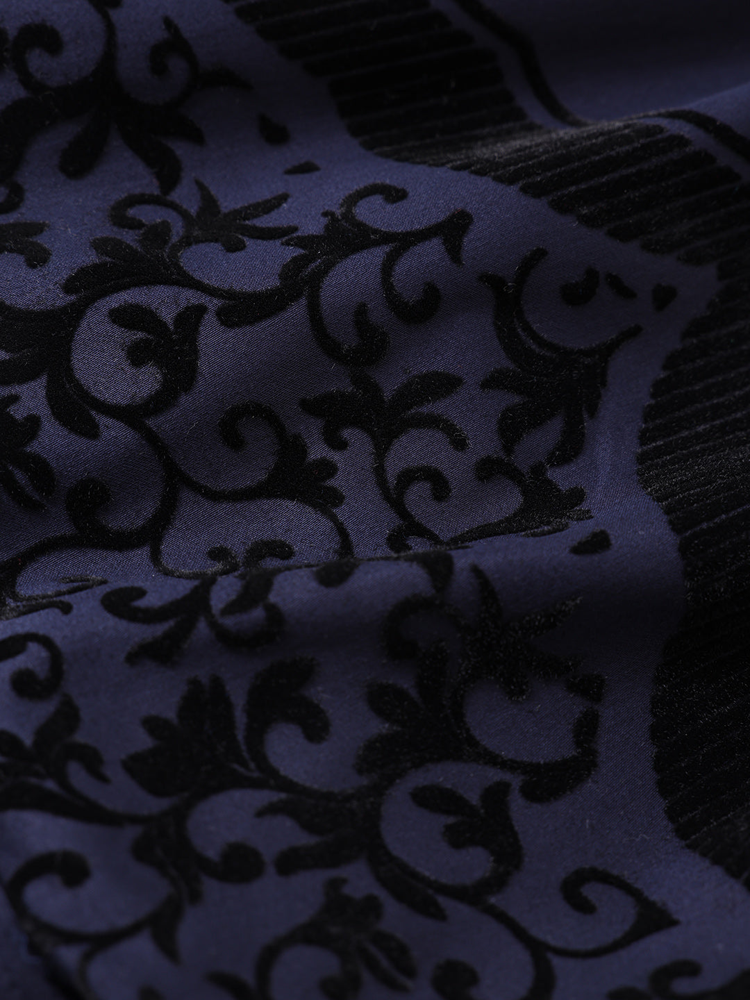 Men's Navy Blue Slim Fit Printed Party Wear Shirt