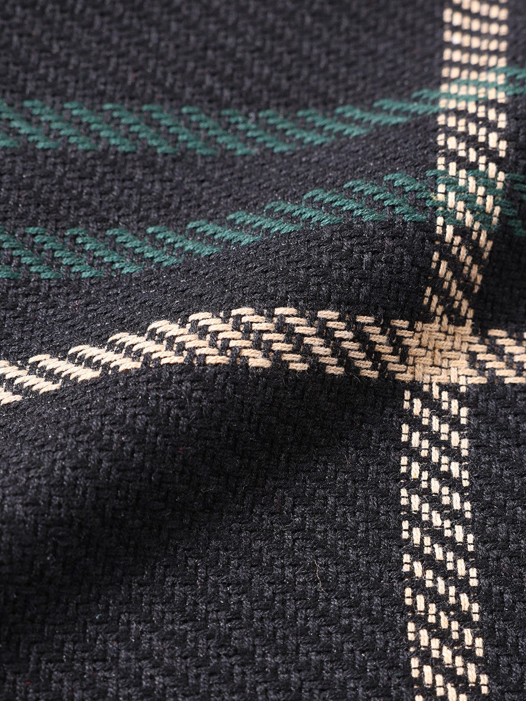 Men's Black Regular Fit Checked Casual Shirt