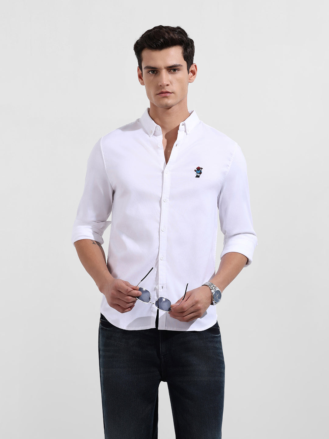 Men's White Slim Fit Casual Solid Shirt