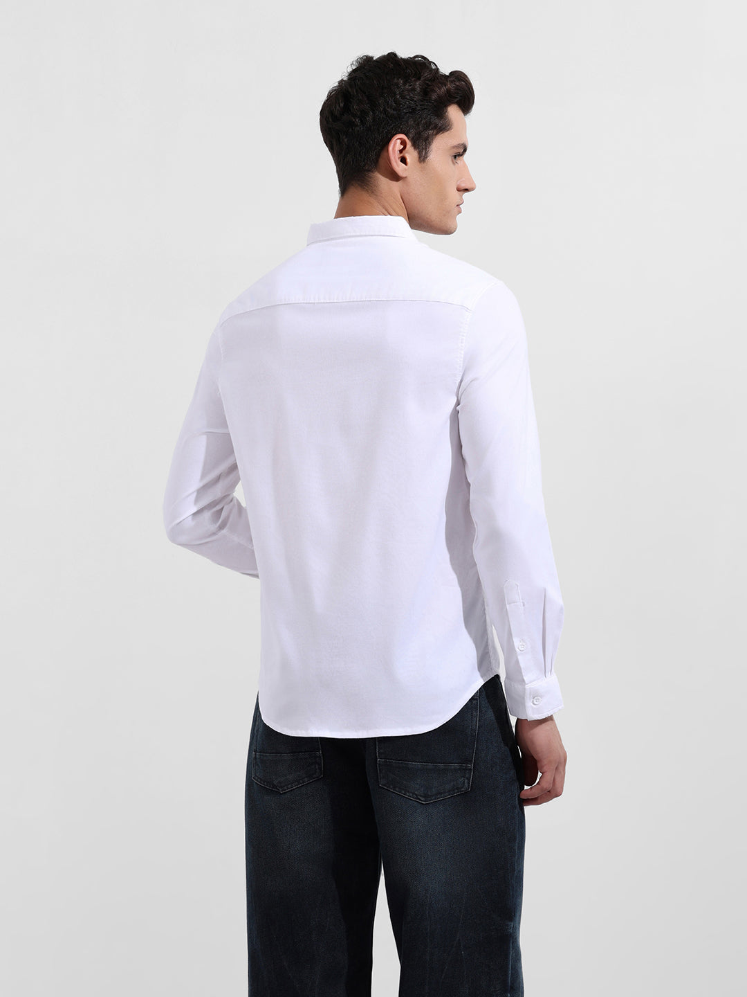 Men's White Slim Fit Casual Solid Shirt