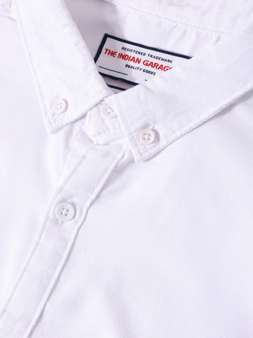 Men's White Slim Fit Casual Solid Shirt