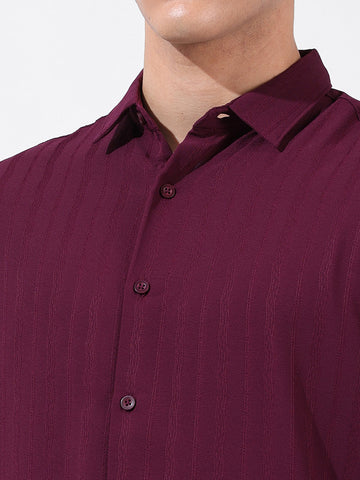 Men's Maroon Regular Fit Textured Resort Wear Shirt