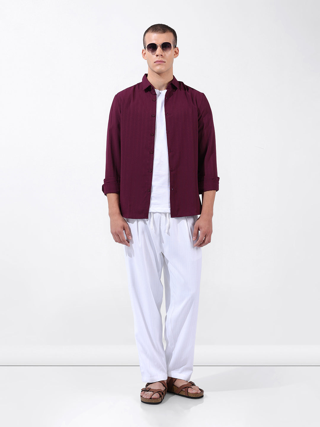 Men's Maroon Regular Fit Textured Resort Wear Shirt