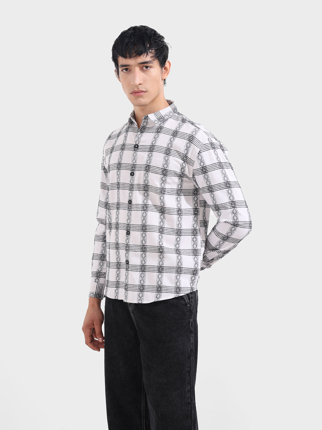 Men's White Relaxed Fit Checked Casual Shirt