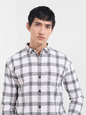Men's White Relaxed Fit Checked Casual Shirt
