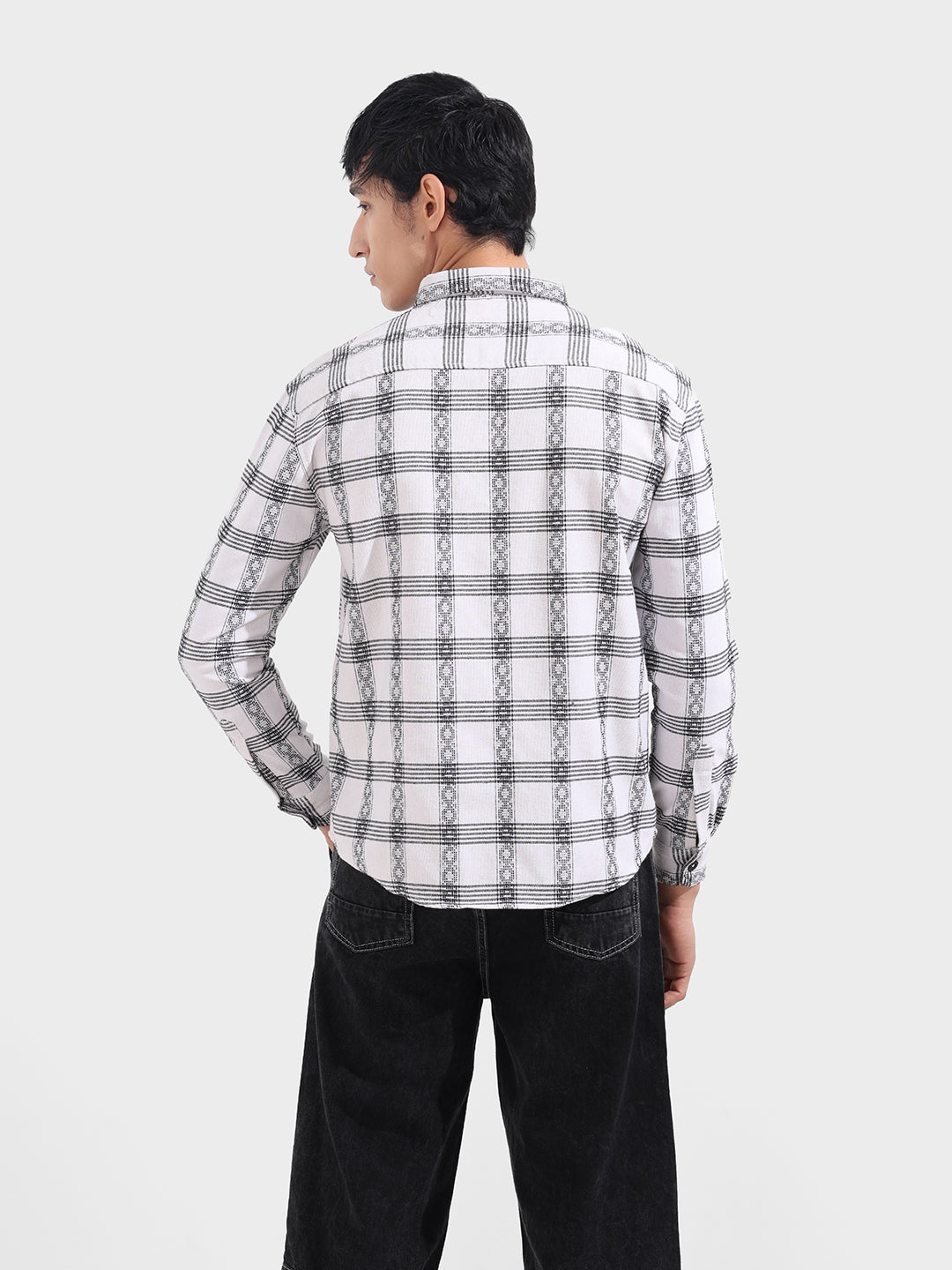 Men's White Relaxed Fit Checked Casual Shirt
