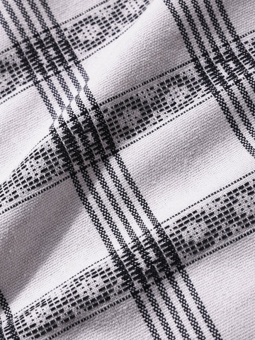 Men's White Relaxed Fit Checked Casual Shirt