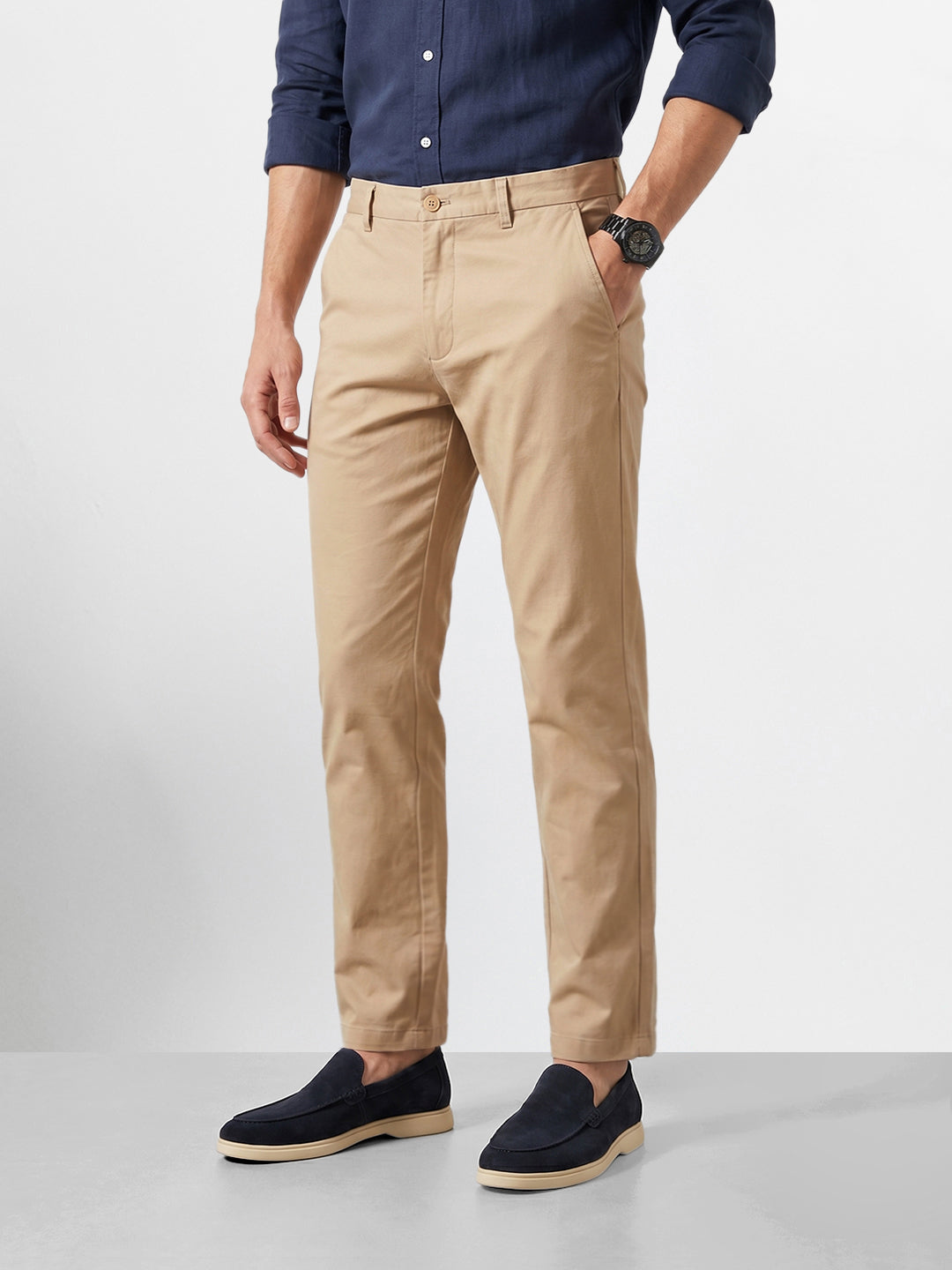 Men's Beige Slim Fit Solid Casual Chinos