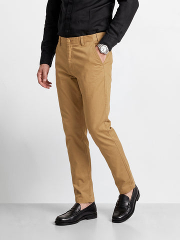 Men's Beige Slim Fit Solid Casual Chinos