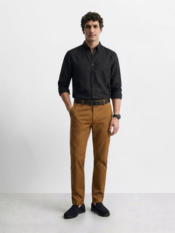 Men's Brown Slim Fit Solid Casual Chinos
