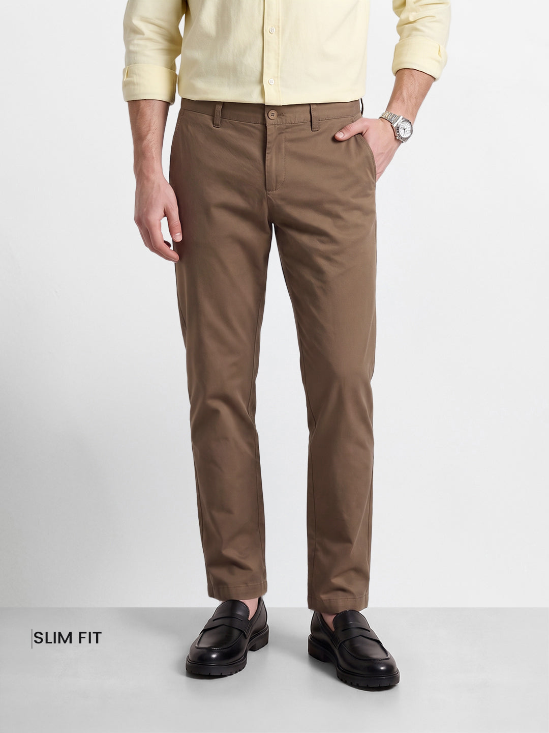 Men's Khaki Slim Fit Solid Casual Chinos