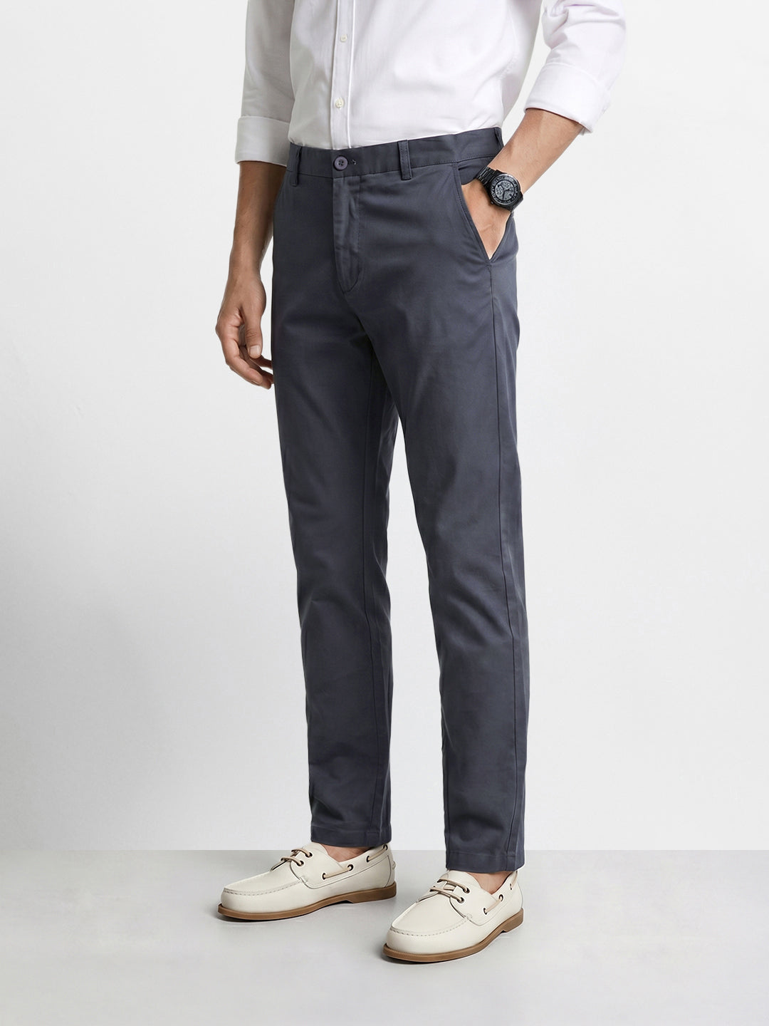 Men's Grey Slim Fit Solid Casual Chinos