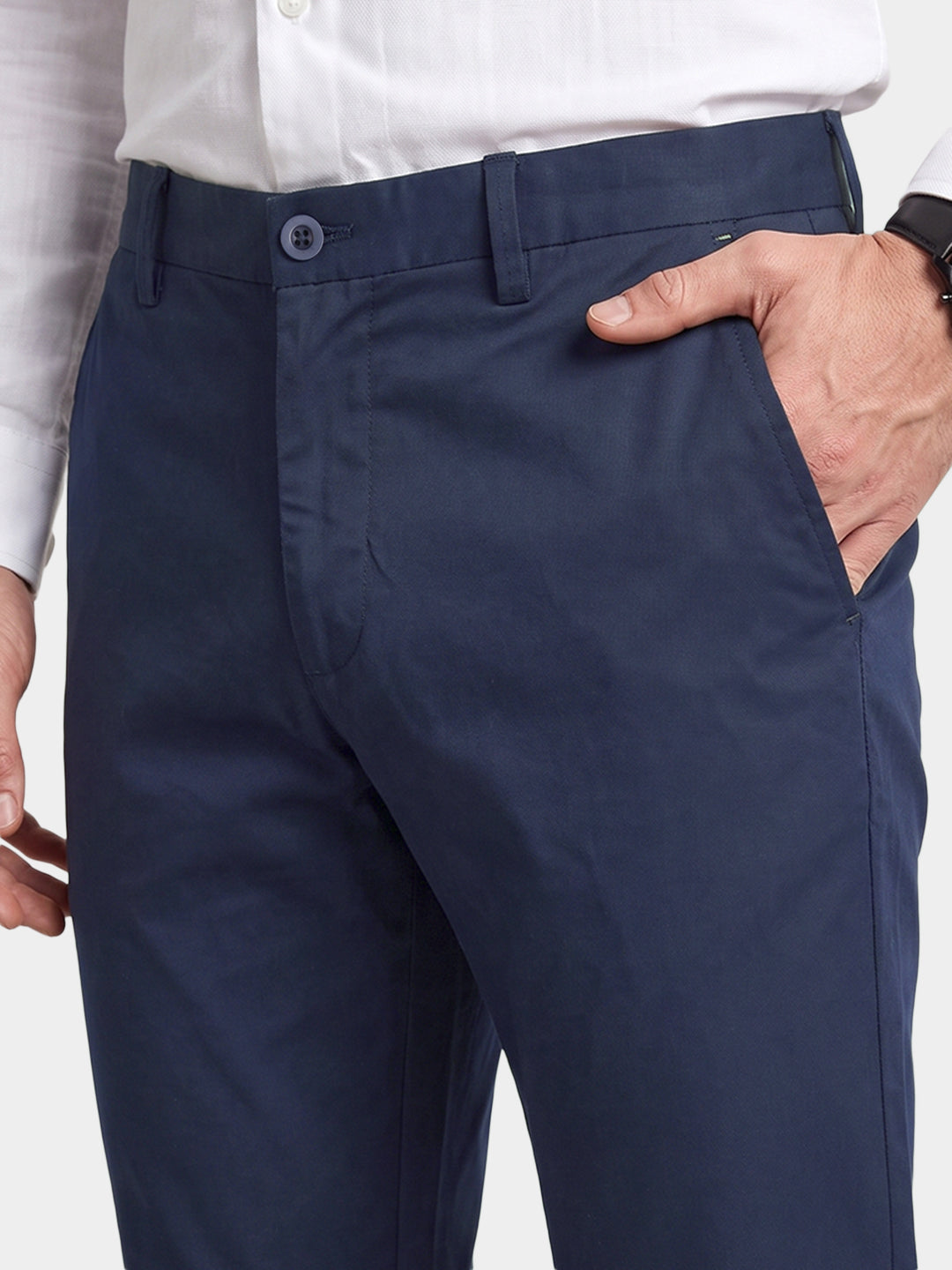 Men's Navy Blue Slim Fit Solid Casual Chinos