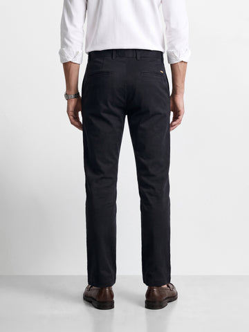 Men's Black Slim Fit Solid Casual Chinos