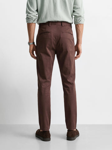 Men's Brown Slim Fit Solid Casual Chinos