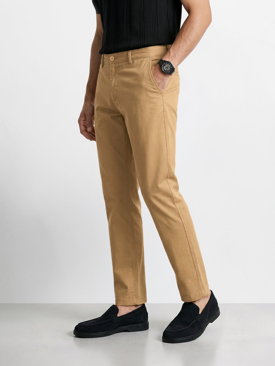 Men's Beige Regular Fit Solid Casual Chinos