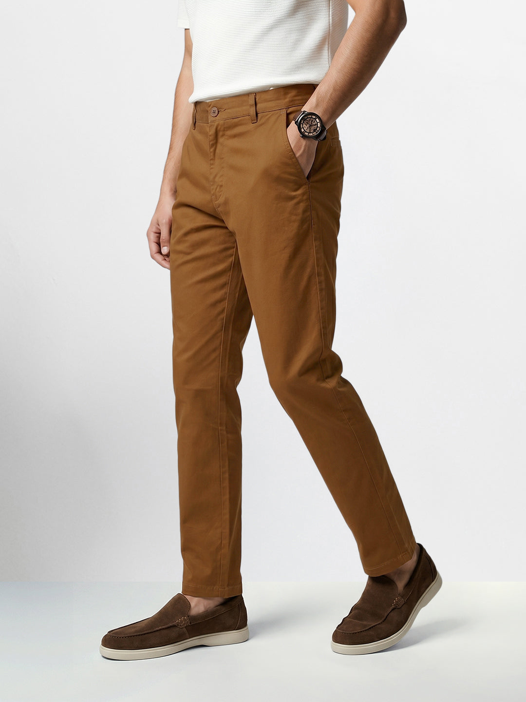 Men's Brown Regular Fit Solid Casual Chinos