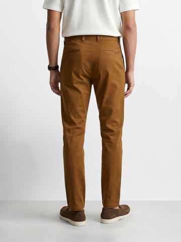 Men's Brown Regular Fit Solid Casual Chinos