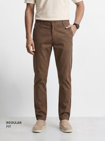 Men's Brown Regular Fit Solid Casual Chinos