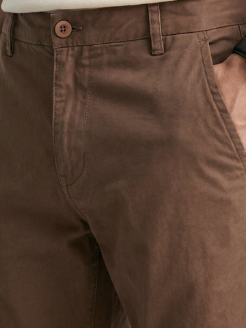 Men's Brown Regular Fit Solid Casual Chinos