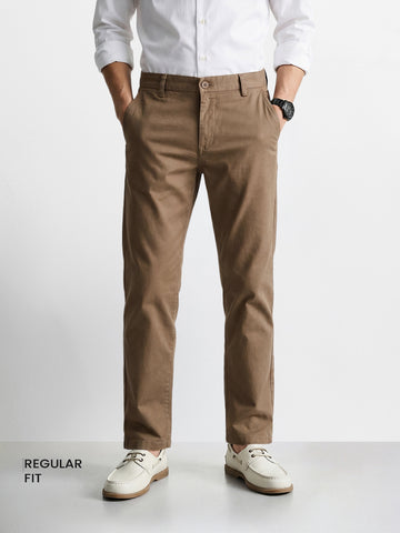 Men's Khaki Regular Fit Solid Casual Chinos