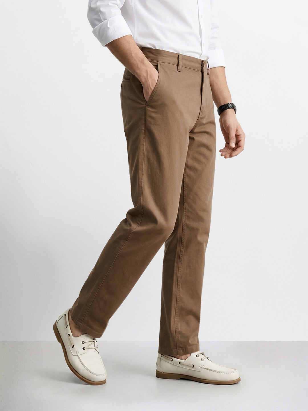 Men's Khaki Regular Fit Solid Casual Chinos