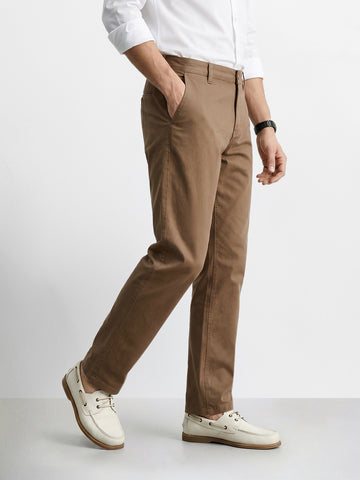 Men's Khaki Regular Fit Solid Casual Chinos
