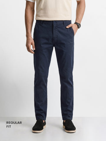 Men's Navy Blue Regular Fit Solid Casual Chinos